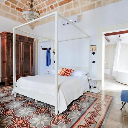 Castriota19 - Jacuzzi Room & Apartment Sit Lecce Extérieur photo