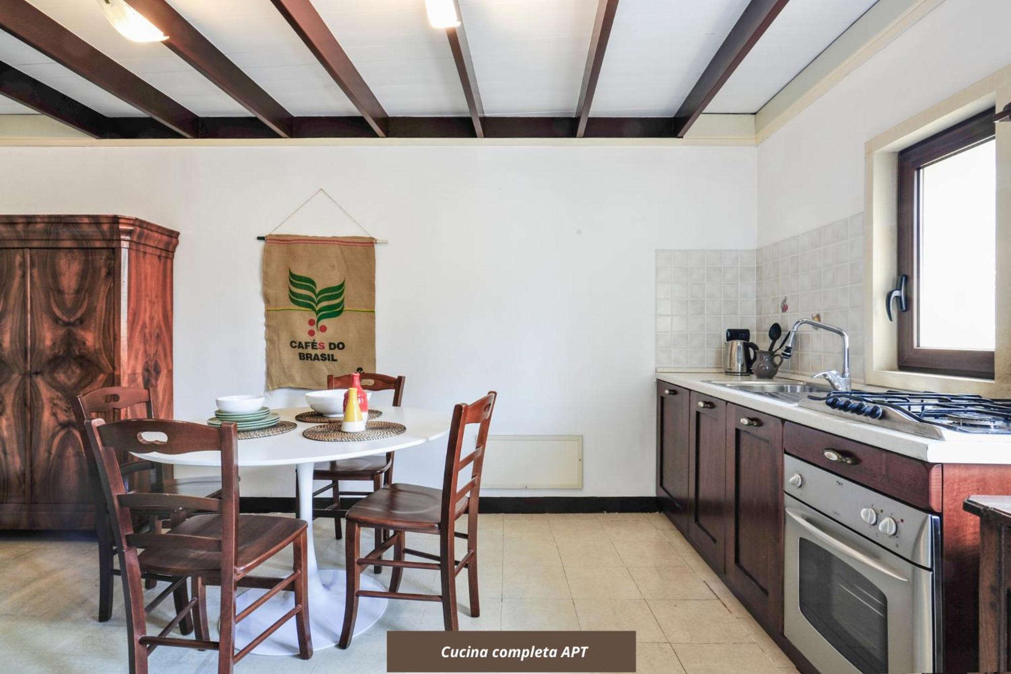 Castriota19 - Jacuzzi & Sit Appartement *
